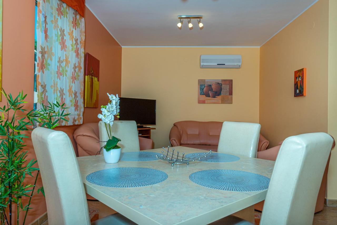 Apartman Rima Dramalj Esterno foto