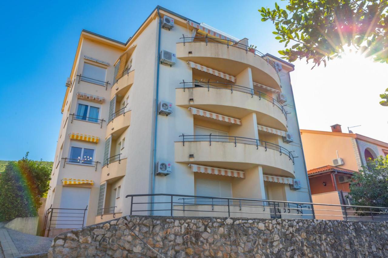 Apartman Rima Dramalj Esterno foto