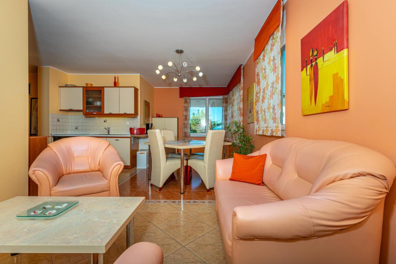 Apartman Rima Dramalj Esterno foto