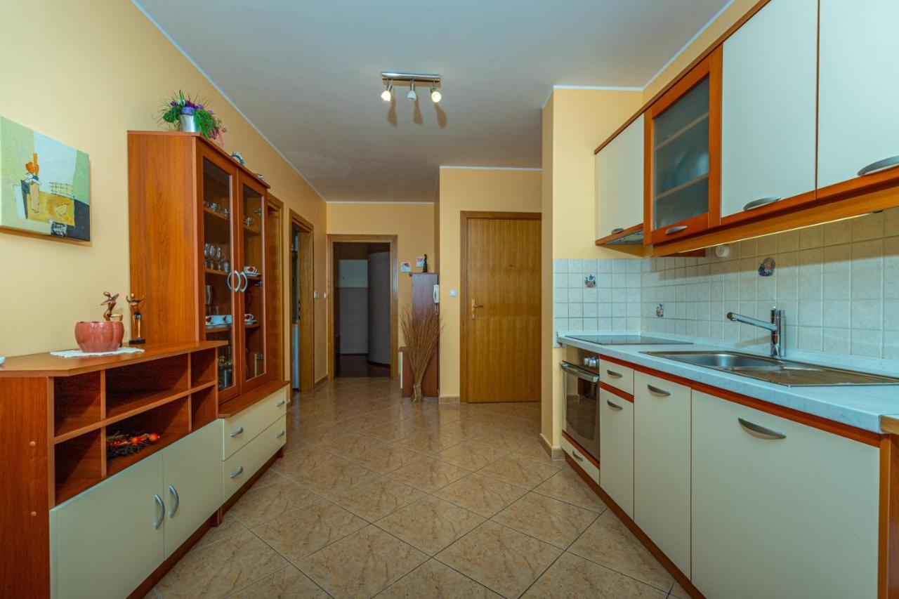 Apartman Rima Dramalj Esterno foto