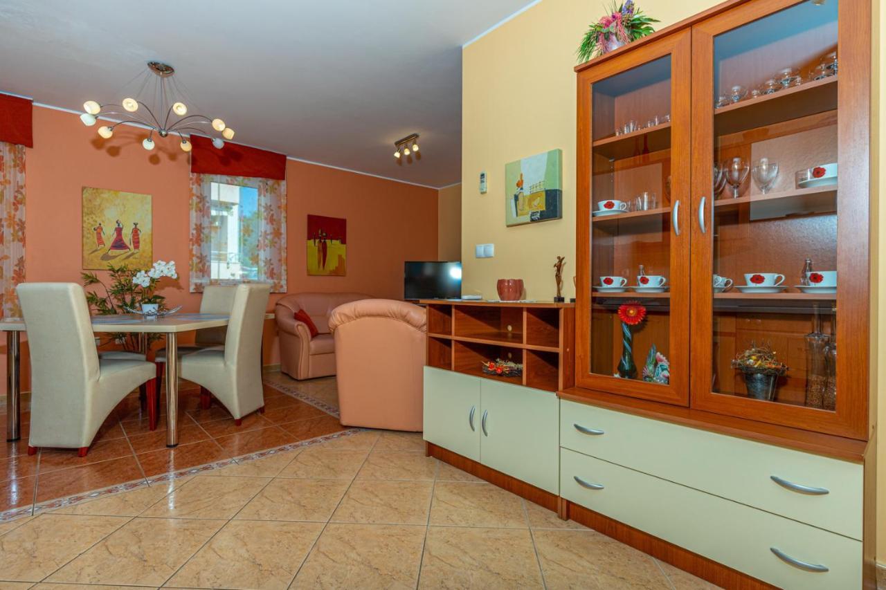 Apartman Rima Dramalj Esterno foto